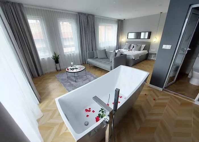 студио с вана и гледка в 